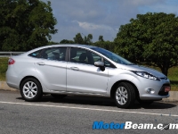 thumbs 2011 Ford Fiesta 03 photo