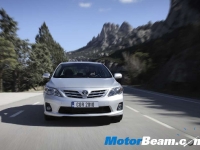 thumbs 2011 Toyota Corolla 18 photo