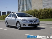 thumbs 2011 Toyota Corolla 19 photo