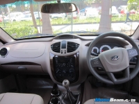 thumbs 2012 Mahindra Xylo 18 photo