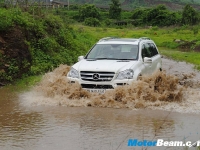 thumbs 2012 Mercedes GL Class 02 photo
