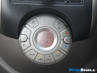 thumbs 2012 Nissan Sunny 07 photo