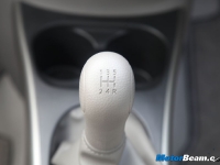 thumbs 2012 Nissan Sunny 08 photo