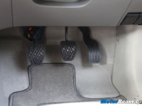 thumbs 2012 Nissan Sunny 09 photo