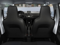 thumbs 2012 Skoda CitiGo 11 photo