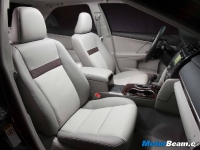 thumbs 2012 Toyota Camry 06 photo