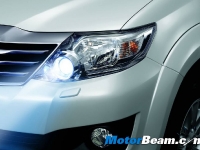 thumbs 2012 Toyota Fortuner 07 photo