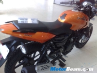thumbs Bajaj Pulsar Orange Edition 09 photo