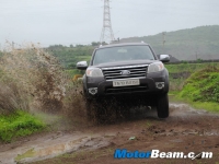 thumbs Ford Endeavour 4WD 01 photo
