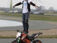 thumbs KTM Duke 125 11 photo