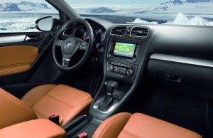 2009 vw golf vi1 300x194 photo