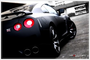 matt black nissan gtr 300x201 photo