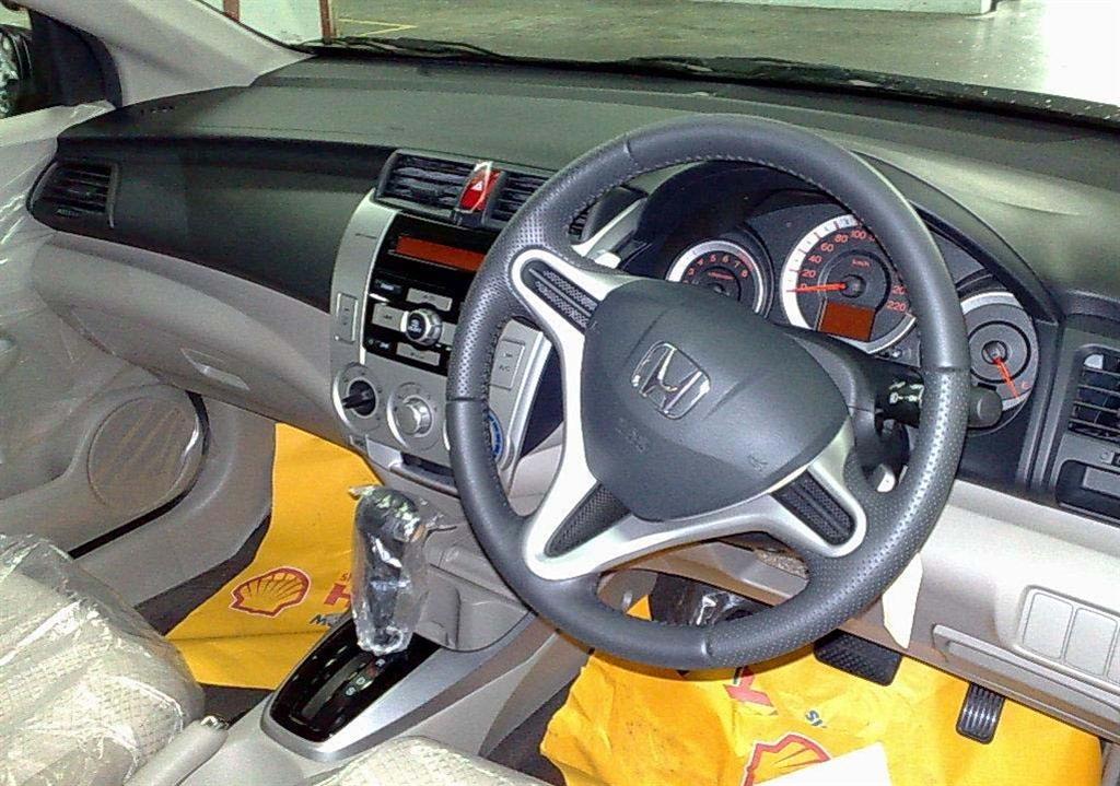 Honda City 2008 Modified. new-honda-city-steering2