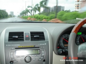 corolla altis drive 300x225 photo