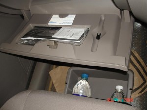 indica vista glove box 300x225 indica vista glove box
