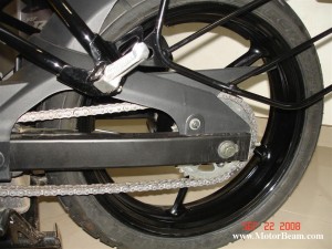 yamaha fz16 chain 300x225 photo