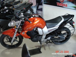 yamaha fz16 review 300x225 photo