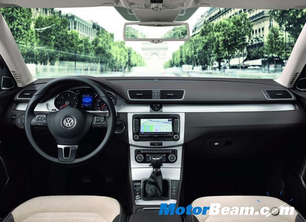2011 Volkswagen Passat Interior photo