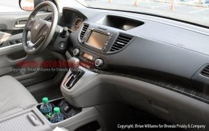 2012 honda crv interior with cup holders 300x189 photo