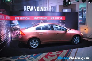 Orange Volvo S60 300x200 photo