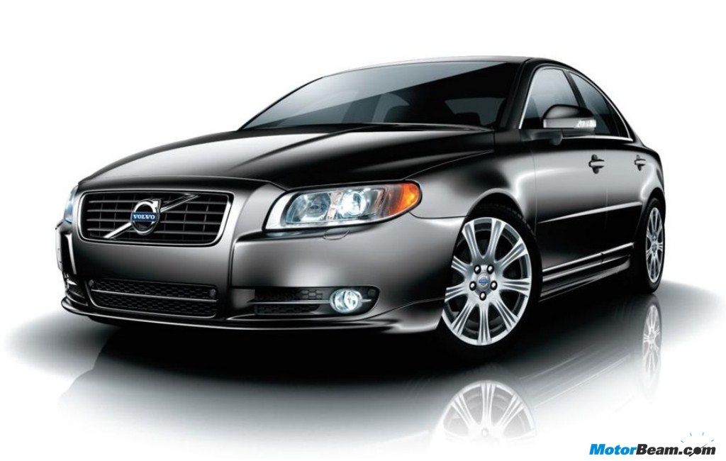 Volvo India has launched the refreshed Volvo S80 for model year 2010 with