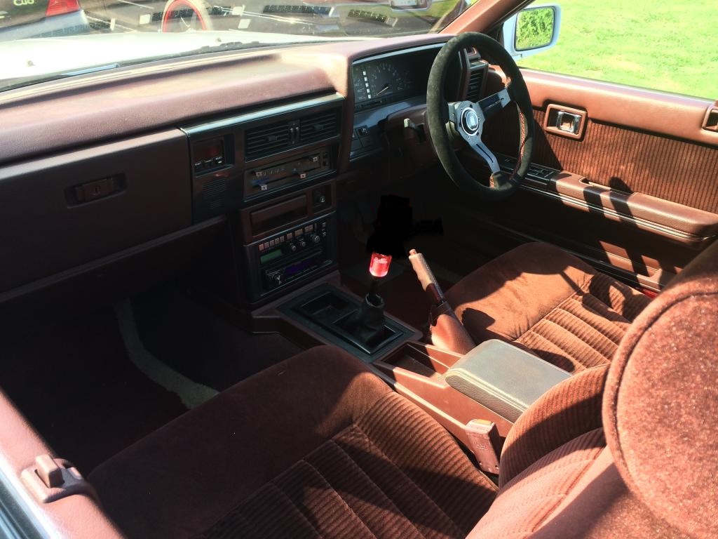 1987 Nissan Laurel Interiors