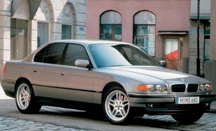 1999 BMW 740i