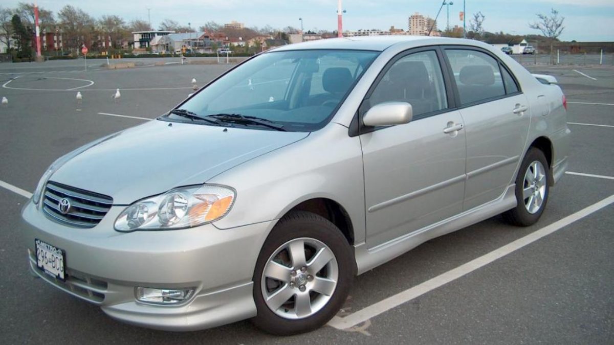 Toyota Recalls 6.5 Lakh Cars In Japan For Faulty Airbag Inflators