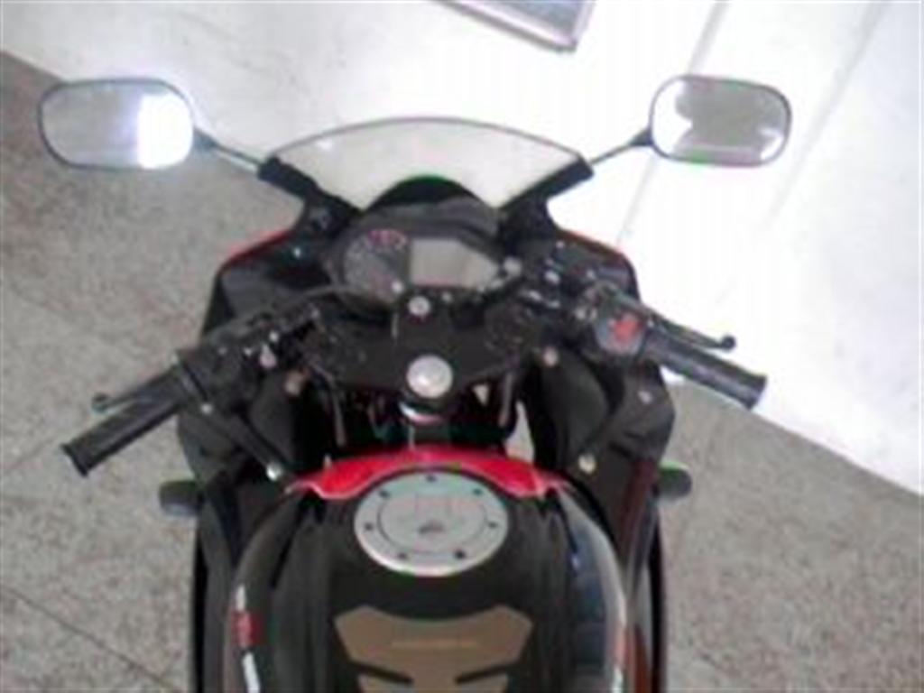 Awesomely Modified Black Bajaj Pulsar 220