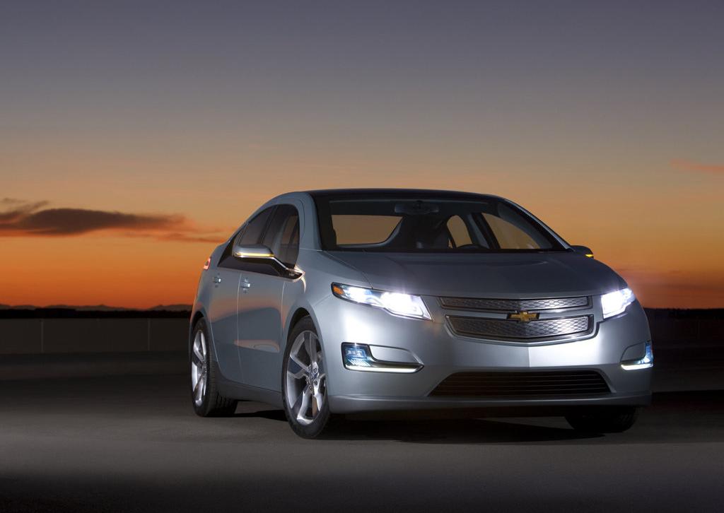 2011_Chevrolet_Volt_Wallpaper