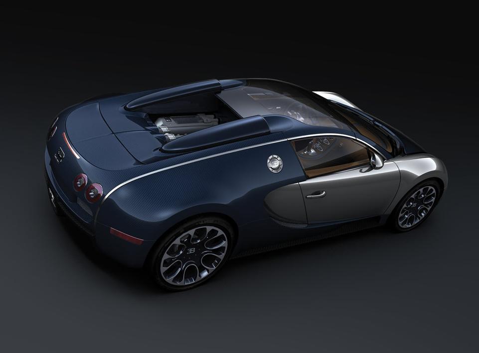 Bugatti_Veyron_Grand_Sport_Sang_Bleu_Rear
