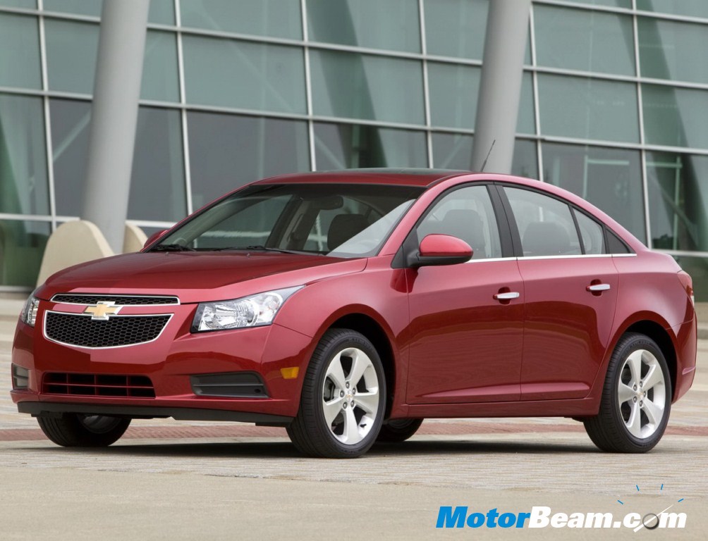 2011-Chevrolet-Cruze-16