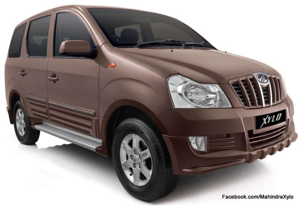 2011_Mahindra_Xylo_Body_Kit