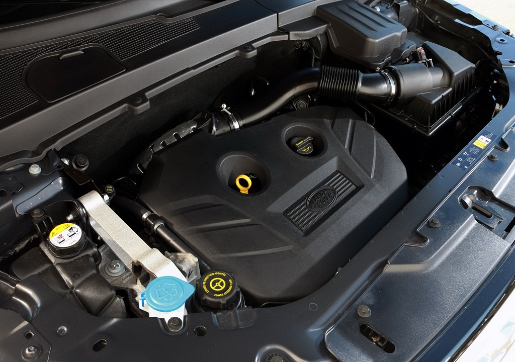 2013 Freelander Engine