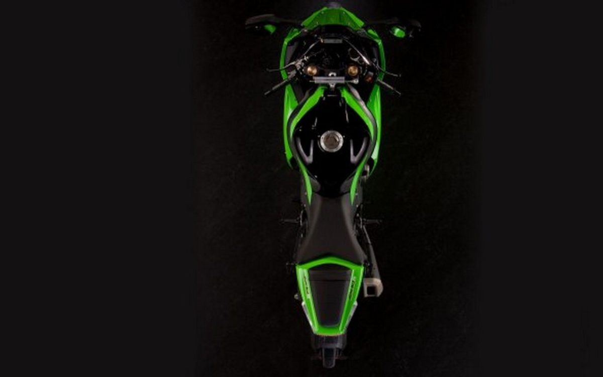 2013-Kawasaki-Ninja-ZX-10R-Top