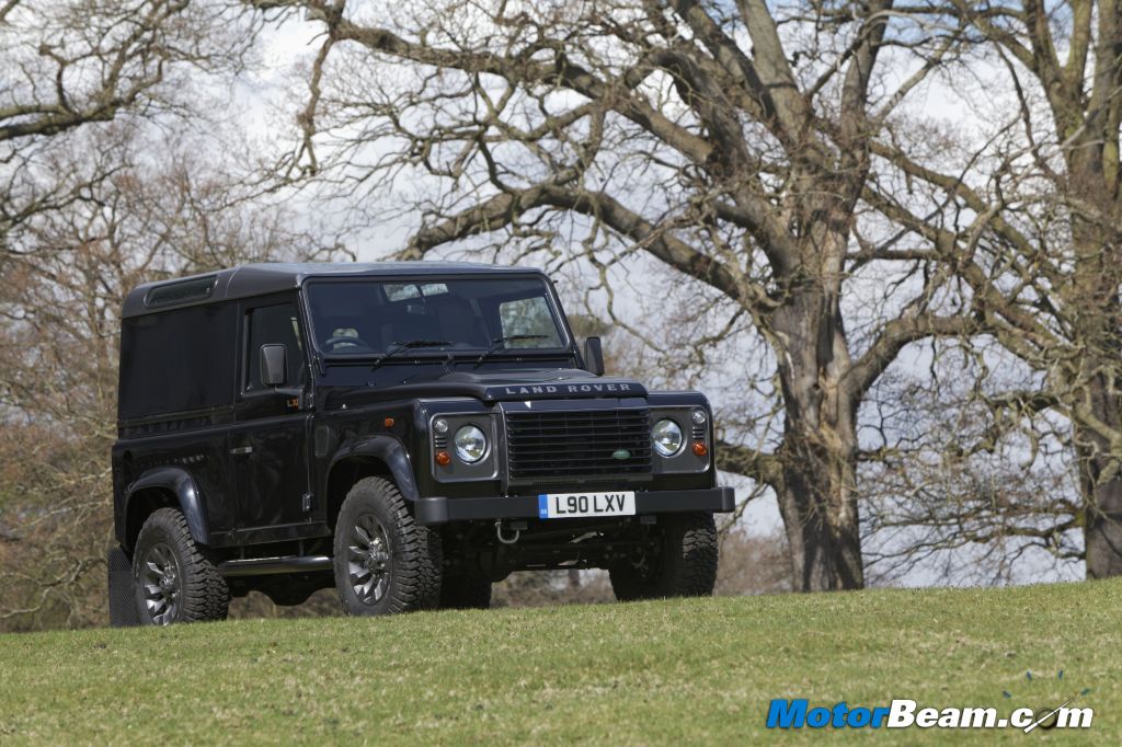 2013 Land Rover Defender Review