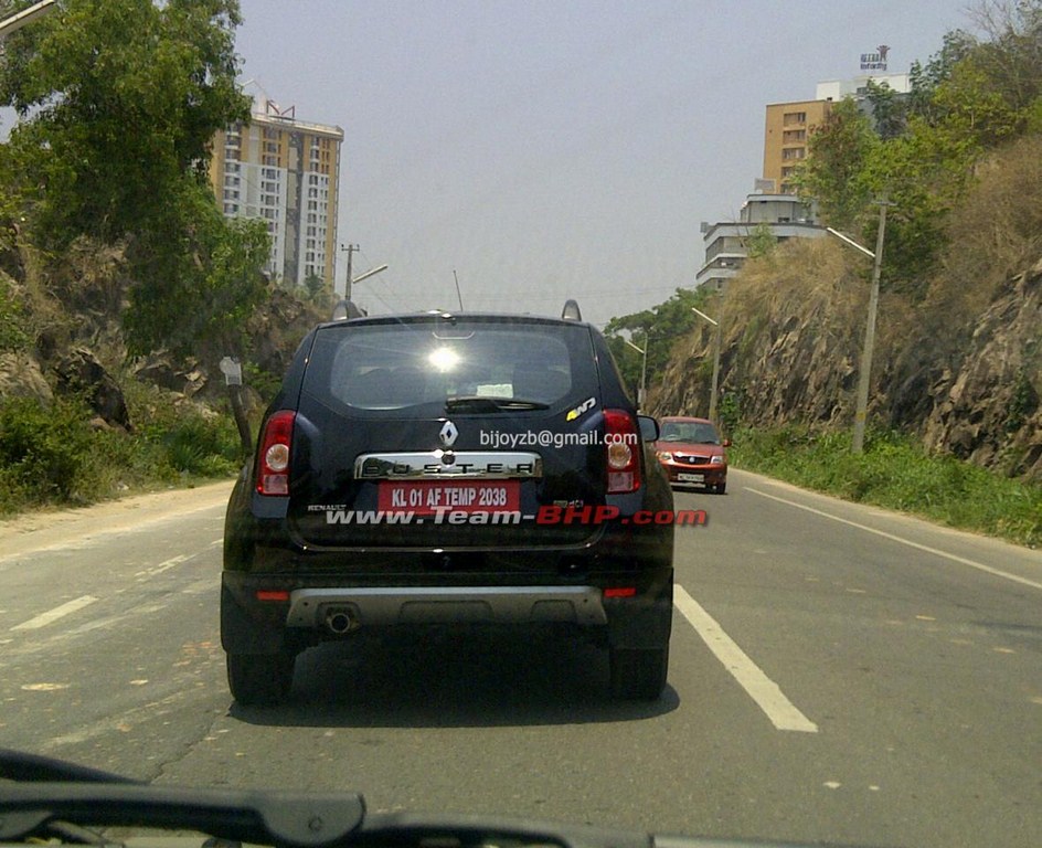 2013 Renault Duster 4WD Spotted Testing