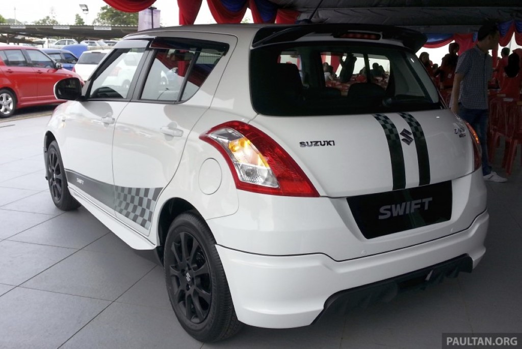 2013 Suzuki Swift RR Rear