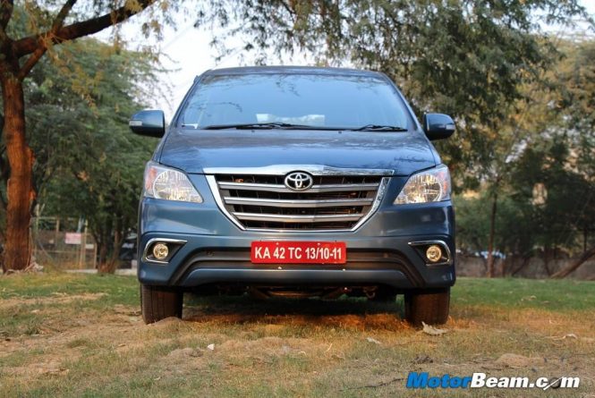 2013 Toyota Innova Test Drive Front
