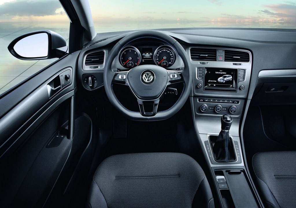 2013 VW Golf BlueMotion Interiors