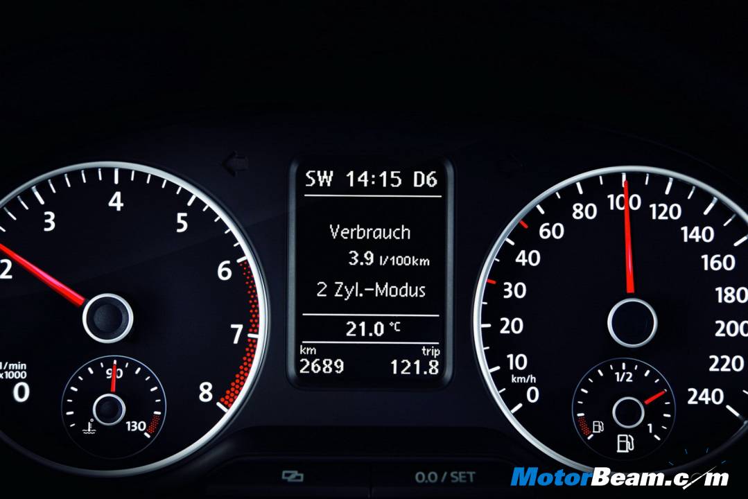 2013 Volkswagen PoloGT Speedometer