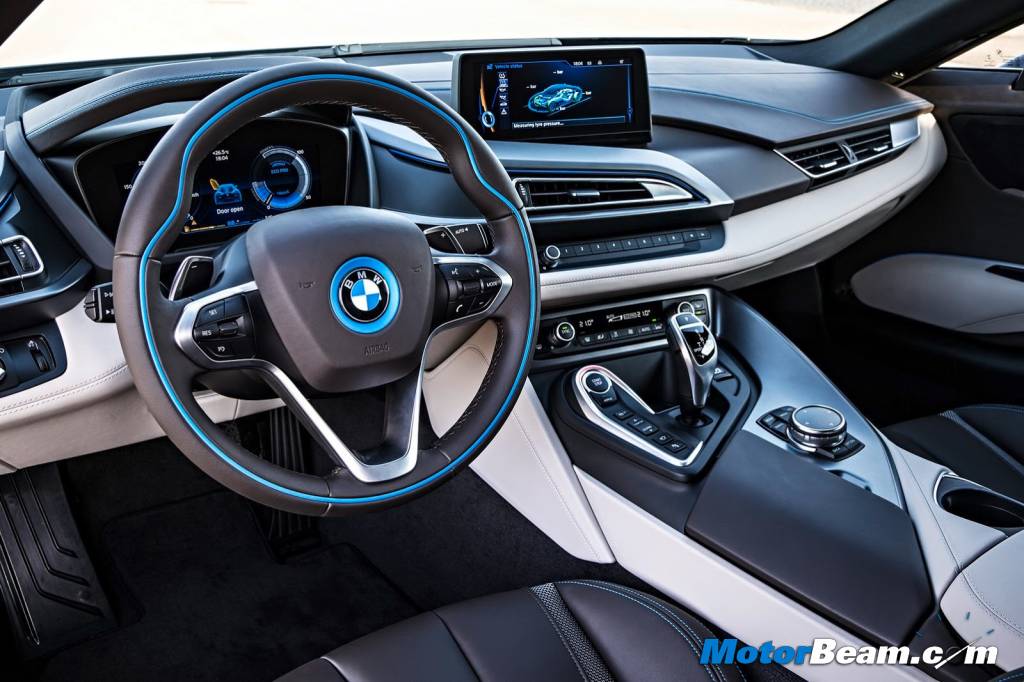 2014 BMW i8 Dashboard