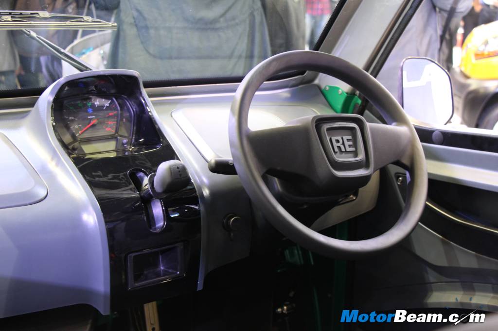 2014 Bajaj RE60 Interiors