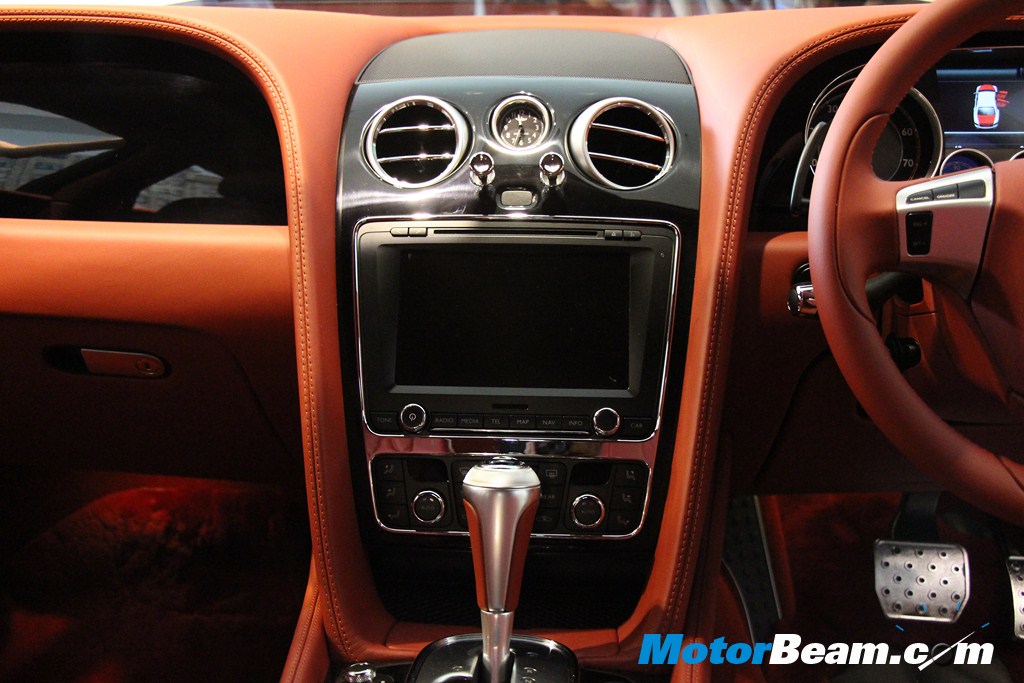 2014 Bentley Flying Spur Console