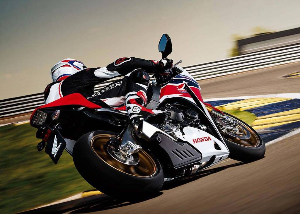 2014 Honda CBR1000RR SP Performance