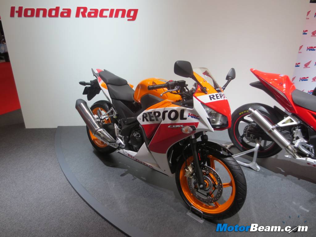 14 Honda Cbr250r Unveiled Specifications Pictures