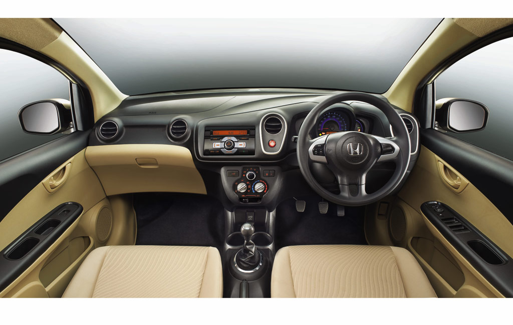 2014 Honda Mobilio Dashboard