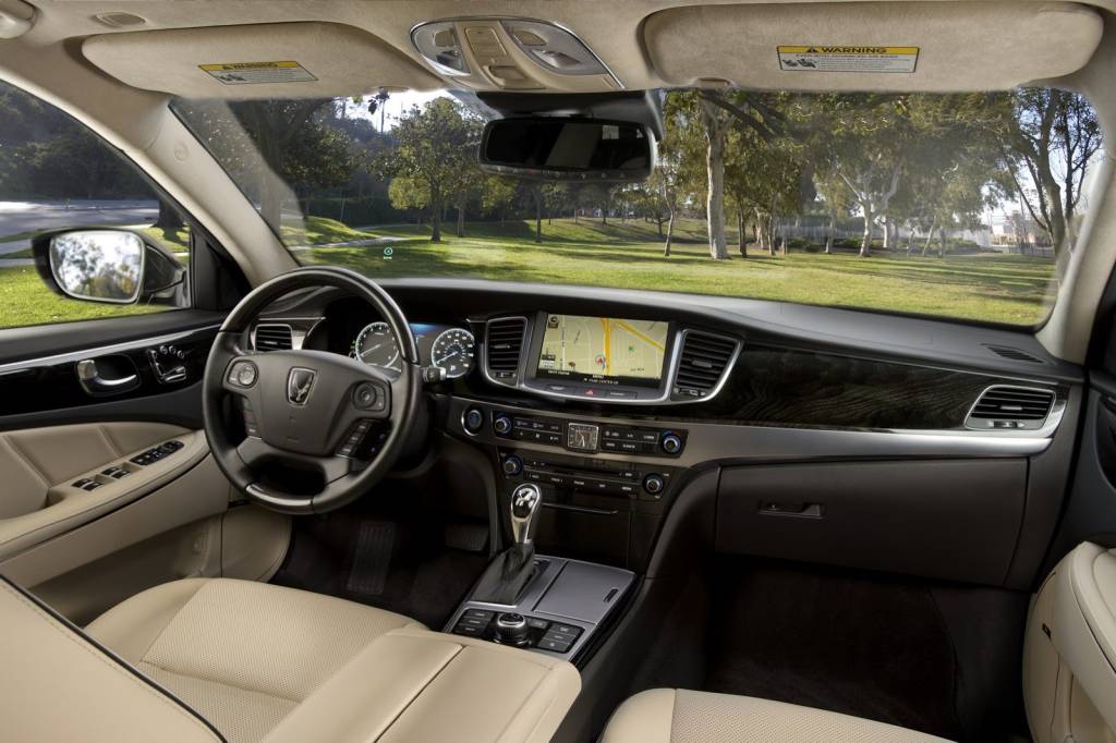 2014 Hyundai Equus Dashboard