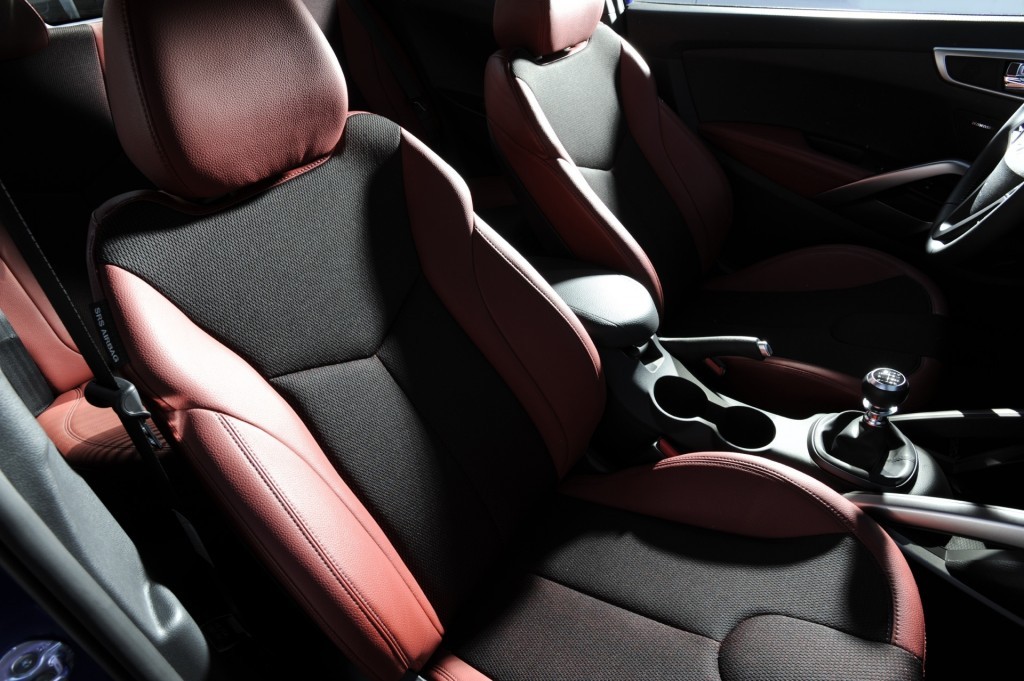 2014 Hyundai Veloster R Sports Seats
