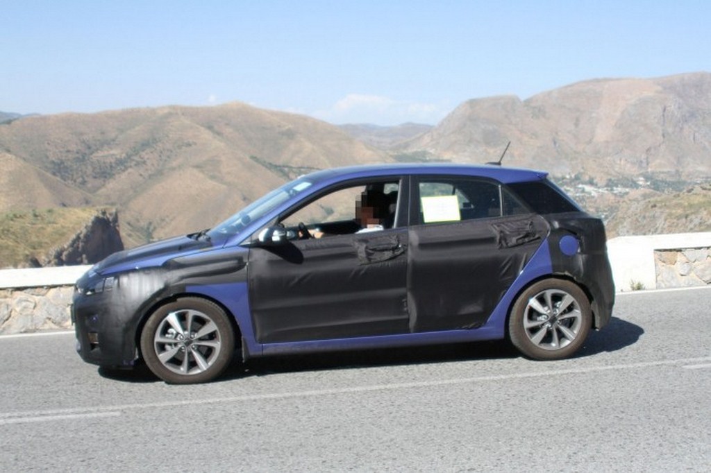 2014 Hyundai i20 Spyshots Side